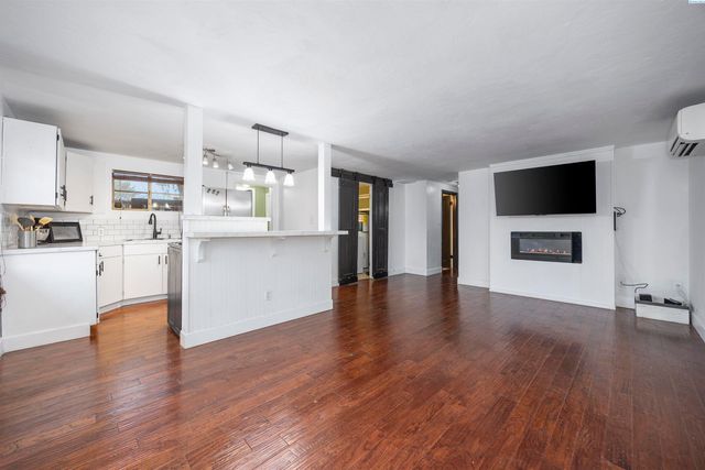 2722 W 7th Ave, Kennewick, WA 99336