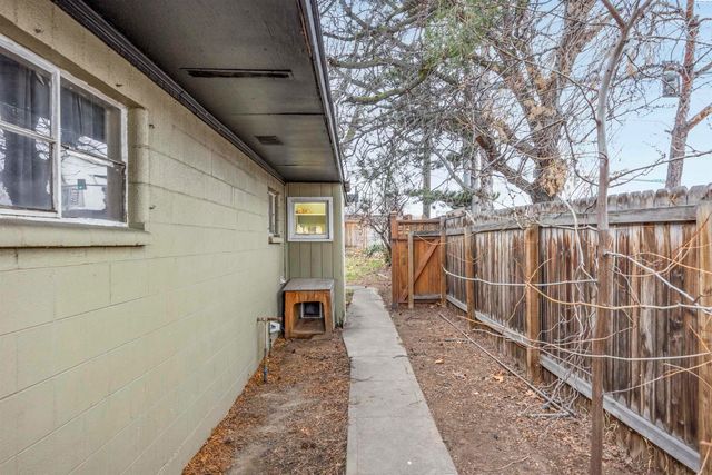 2722 W 7th Ave, Kennewick, WA 99336