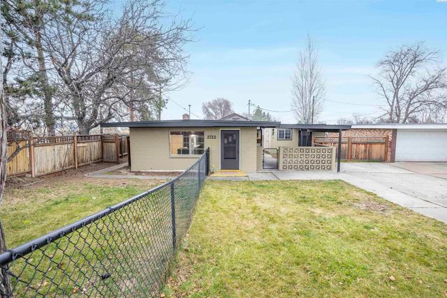 2722 W 7th Ave, Kennewick, WA 99336
