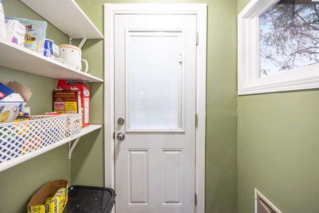 2722 W 7th Ave, Kennewick, WA 99336