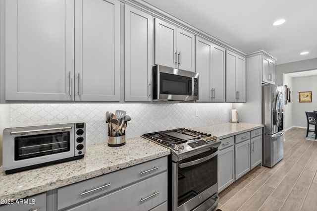 10218 W PICCADILLY Road, Avondale, AZ 85392