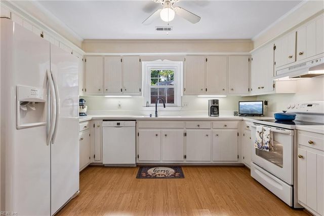 120 Sloane PL, Newport News, VA 23606