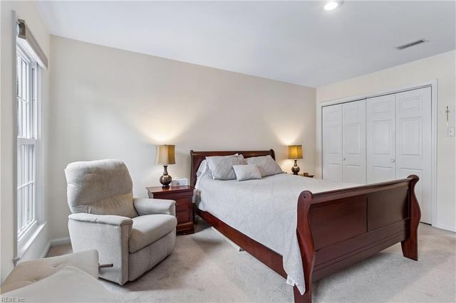 120 Sloane PL, Newport News, VA 23606