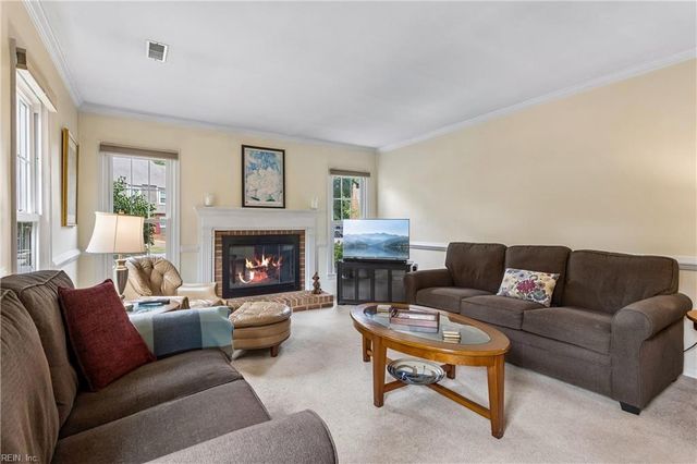 120 Sloane PL, Newport News, VA 23606