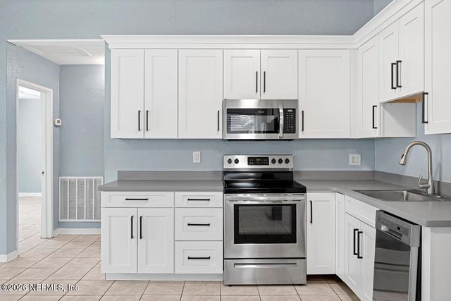 3814 EVE Drive W, Jacksonville, FL 32246