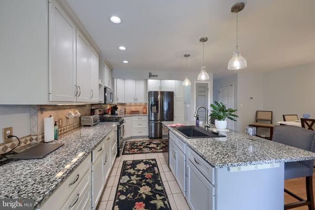 138 MOORLAND CT, Lititz, PA 17543