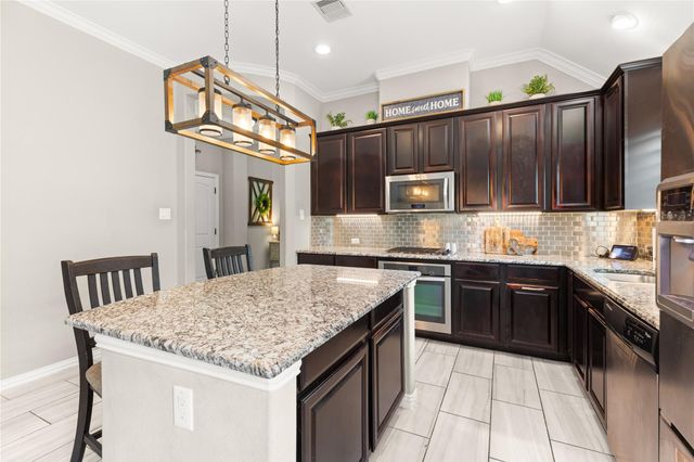 26014 Kingshill Drive, Kingwood, TX 77339
