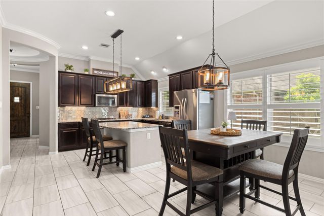 26014 Kingshill Drive, Kingwood, TX 77339