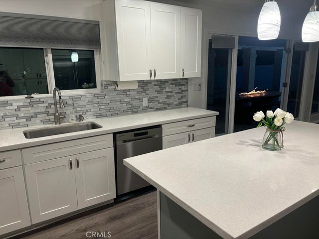8731 Topanga Cyn. Blvd., West Hills, CA 91304