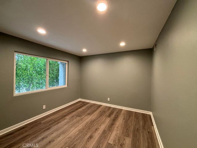 8731 Topanga Cyn. Blvd., West Hills, CA 91304