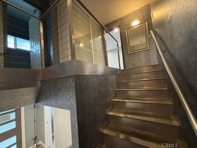 8731 Topanga Cyn. Blvd., West Hills, CA 91304