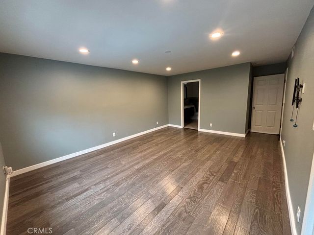 8731 Topanga Cyn. Blvd., West Hills, CA 91304