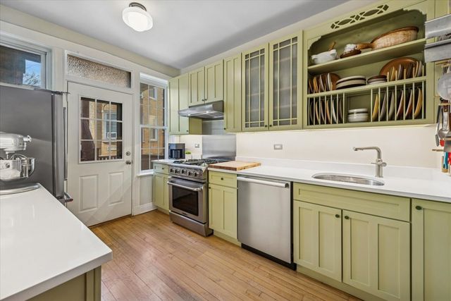 5308 N Glenwood Avenue 2, Chicago, IL 60640