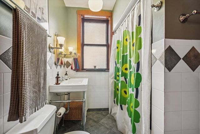 5308 N Glenwood Avenue 2, Chicago, IL 60640