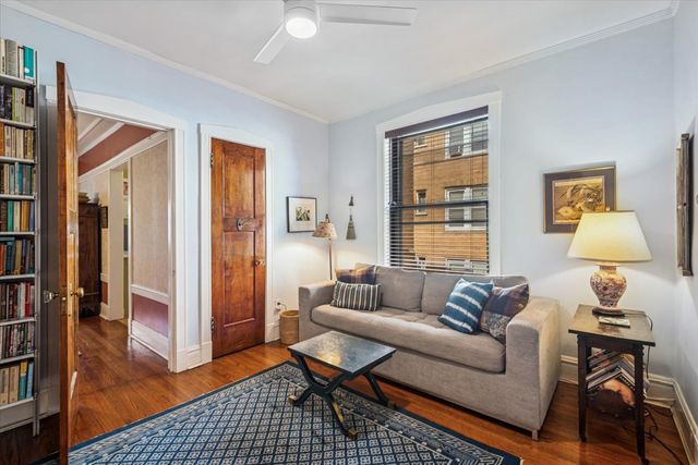 5308 N Glenwood Avenue 2, Chicago, IL 60640