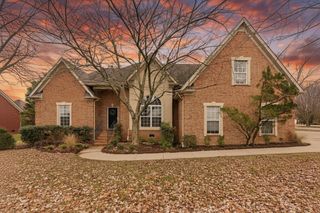 722 Osborne Ln, Murfreesboro, TN 37130
