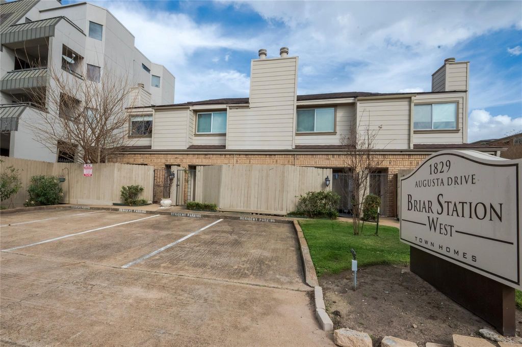 1829 Augusta Drive 1, Houston, TX 77057