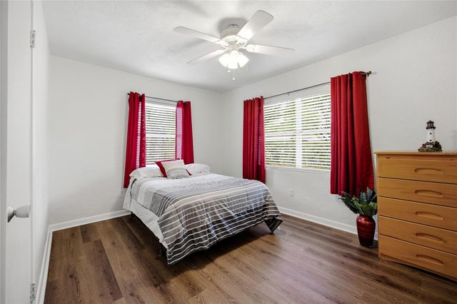 24 NE 45TH STREET, Gainesville, FL 32641