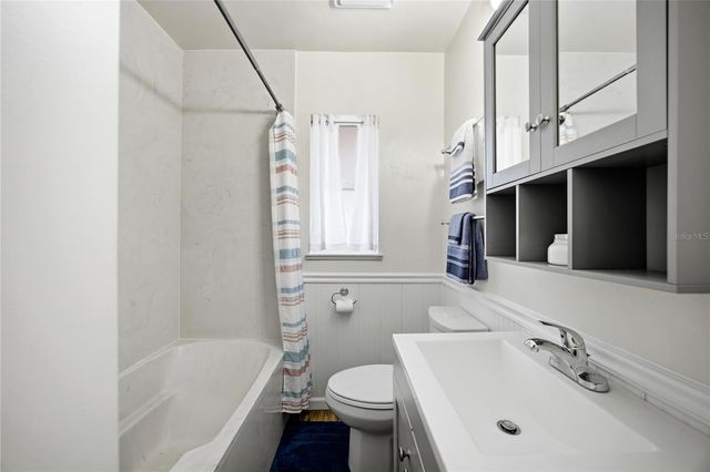 24 NE 45TH STREET, Gainesville, FL 32641