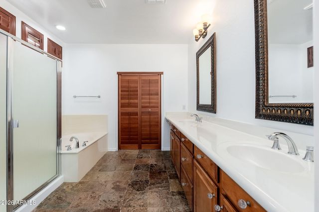 10329 W CASHMAN Drive, Peoria, AZ 85383