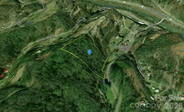 500 Hensley Cemetery Road, Whittier, NC 28789