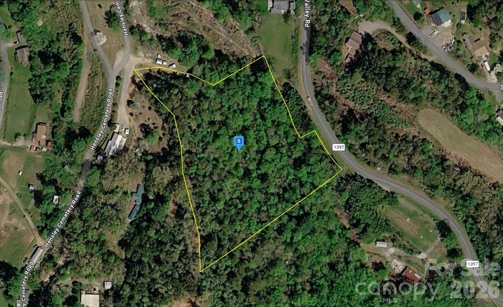 500 Hensley Cemetery Road, Whittier, NC 28789