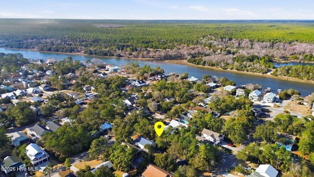 158 NW 9th Street, Oak Island, NC 28465