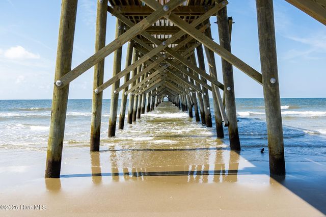 158 NW 9th Street, Oak Island, NC 28465