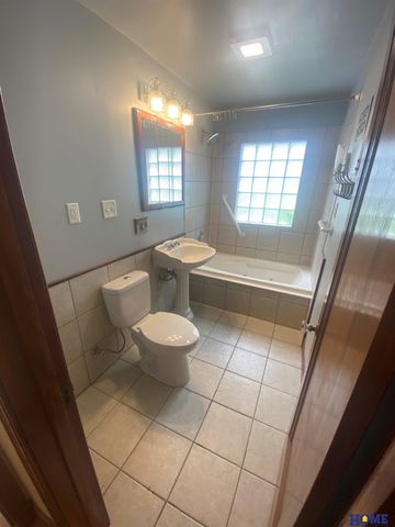 1020 S 32nd Street, Lincoln, NE 68510