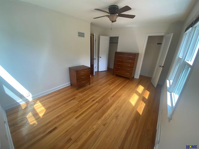 1020 S 32nd Street, Lincoln, NE 68510