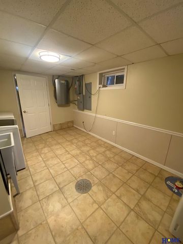 1020 S 32nd Street, Lincoln, NE 68510