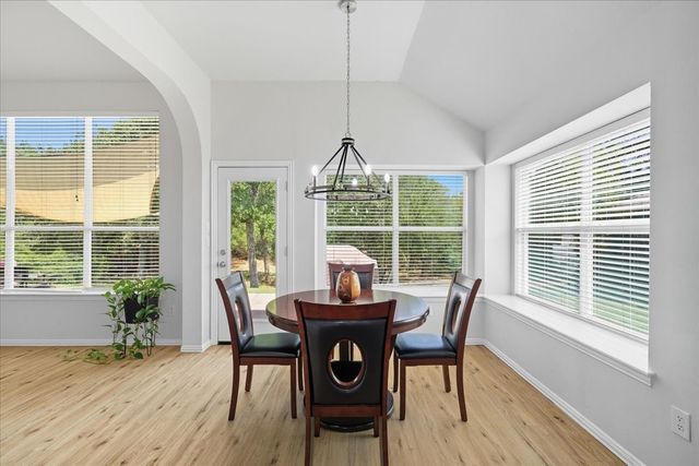 409 Springtree Road, Lake Dallas, TX 75065