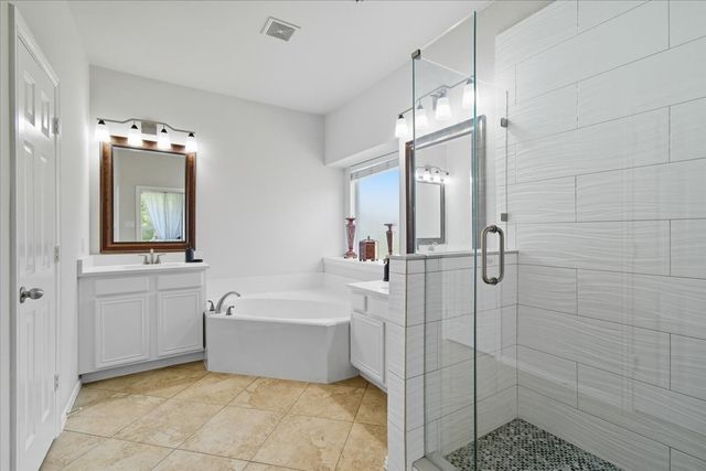 409 Springtree Road, Lake Dallas, TX 75065