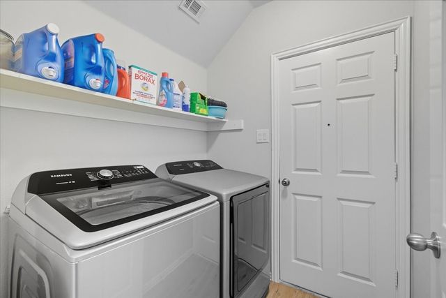 409 Springtree Road, Lake Dallas, TX 75065