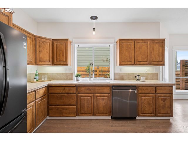 3902 Ne 203RD Ave, Fairview, OR 97024