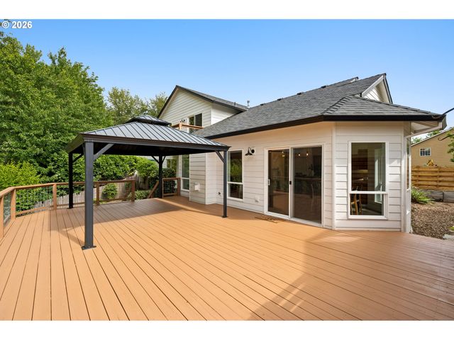 3902 Ne 203RD Ave, Fairview, OR 97024