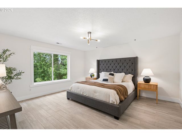 3902 Ne 203RD Ave, Fairview, OR 97024
