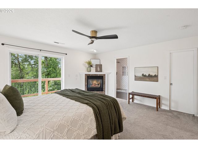 3902 Ne 203RD Ave, Fairview, OR 97024