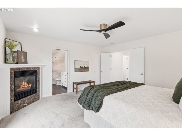 3902 Ne 203RD Ave, Fairview, OR 97024