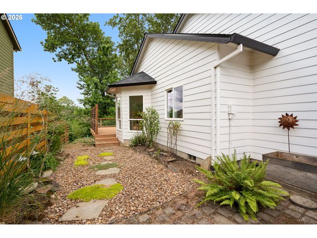 3902 Ne 203RD Ave, Fairview, OR 97024