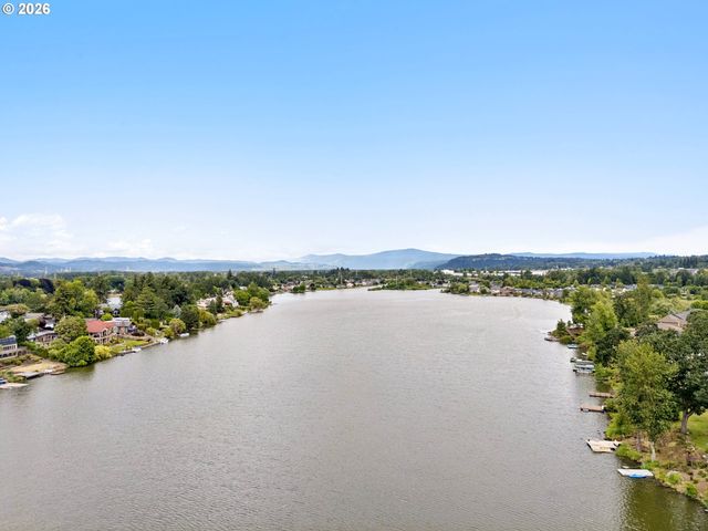 3902 Ne 203RD Ave, Fairview, OR 97024