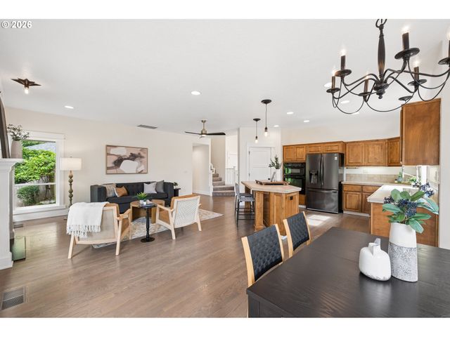 3902 Ne 203RD Ave, Fairview, OR 97024