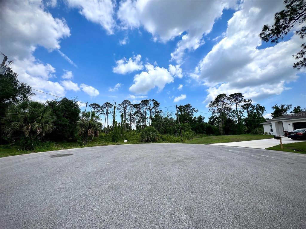 Image 2 of property listing at BURRI CT, North Port, FL 34288