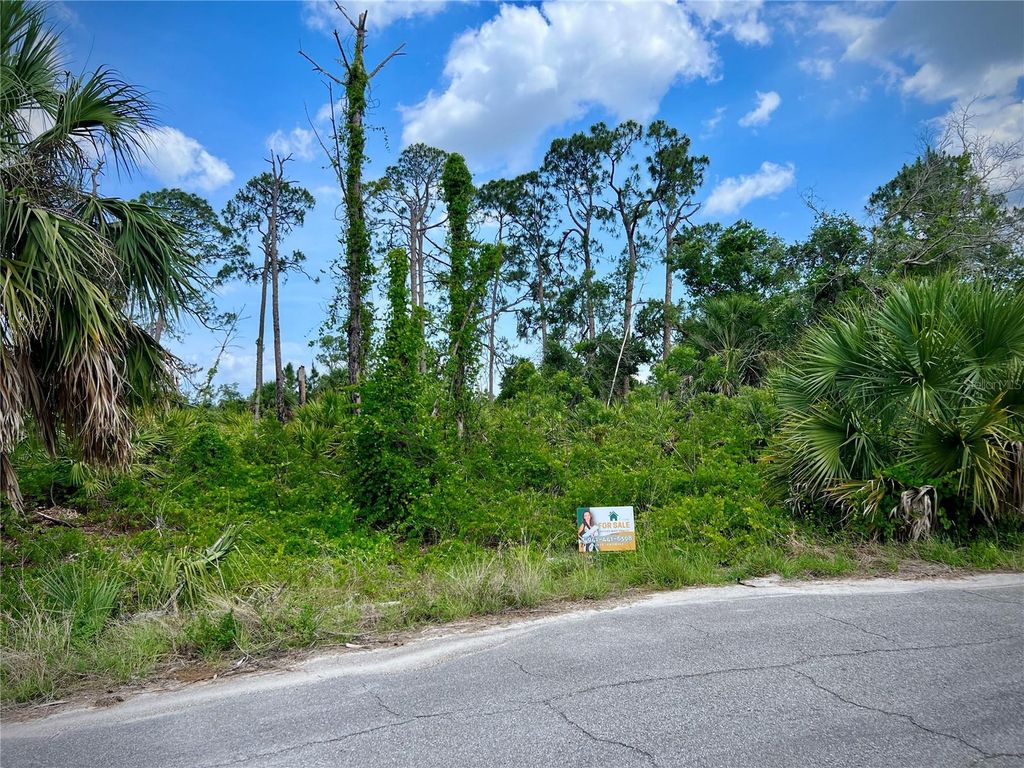 Image 4 of property listing at BURRI CT, North Port, FL 34288