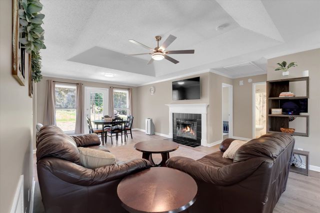 302 Foxfire Drive, Simpsonville, SC 29680