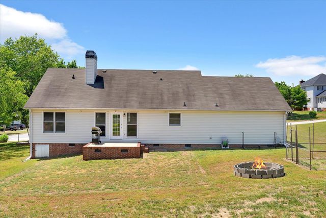 302 Foxfire Drive, Simpsonville, SC 29680