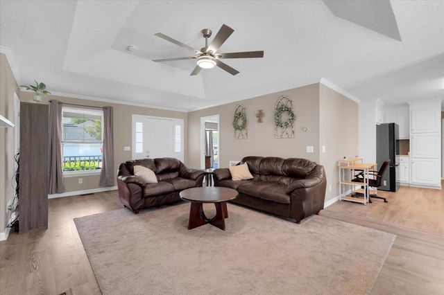 302 Foxfire Drive, Simpsonville, SC 29680