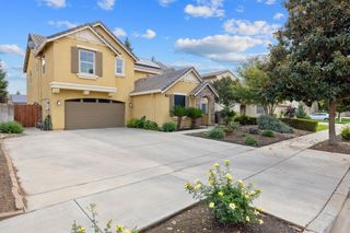 2722 N Crowe Street, Visalia, CA 93291