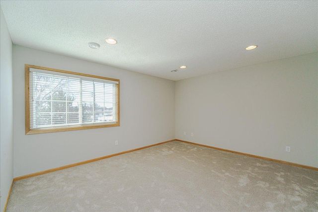 7813 Elm Grove Avenue, New Hope, MN 55428