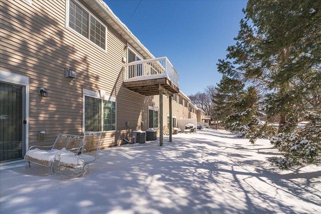 7813 Elm Grove Avenue, New Hope, MN 55428